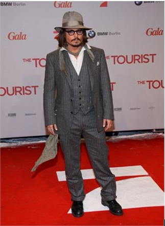 Johnny Depp En Elegante